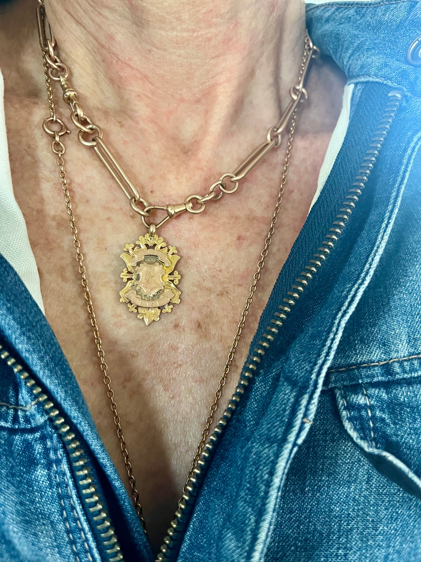 "Hold Fast" fob / pendant