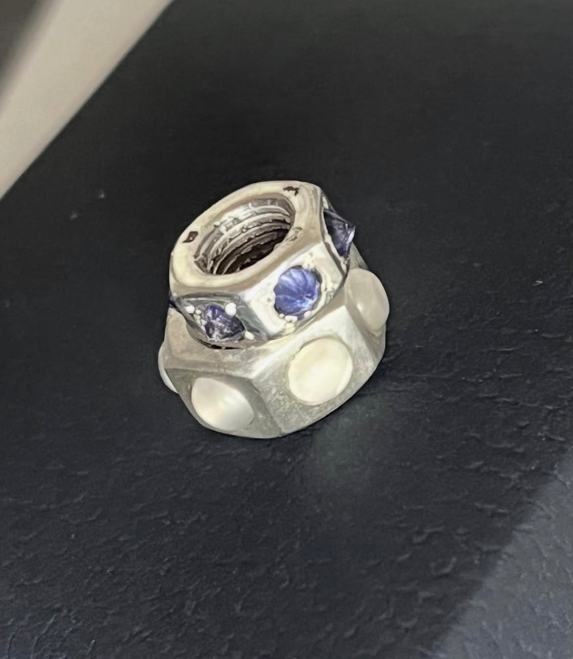 Iolite and silver little nut