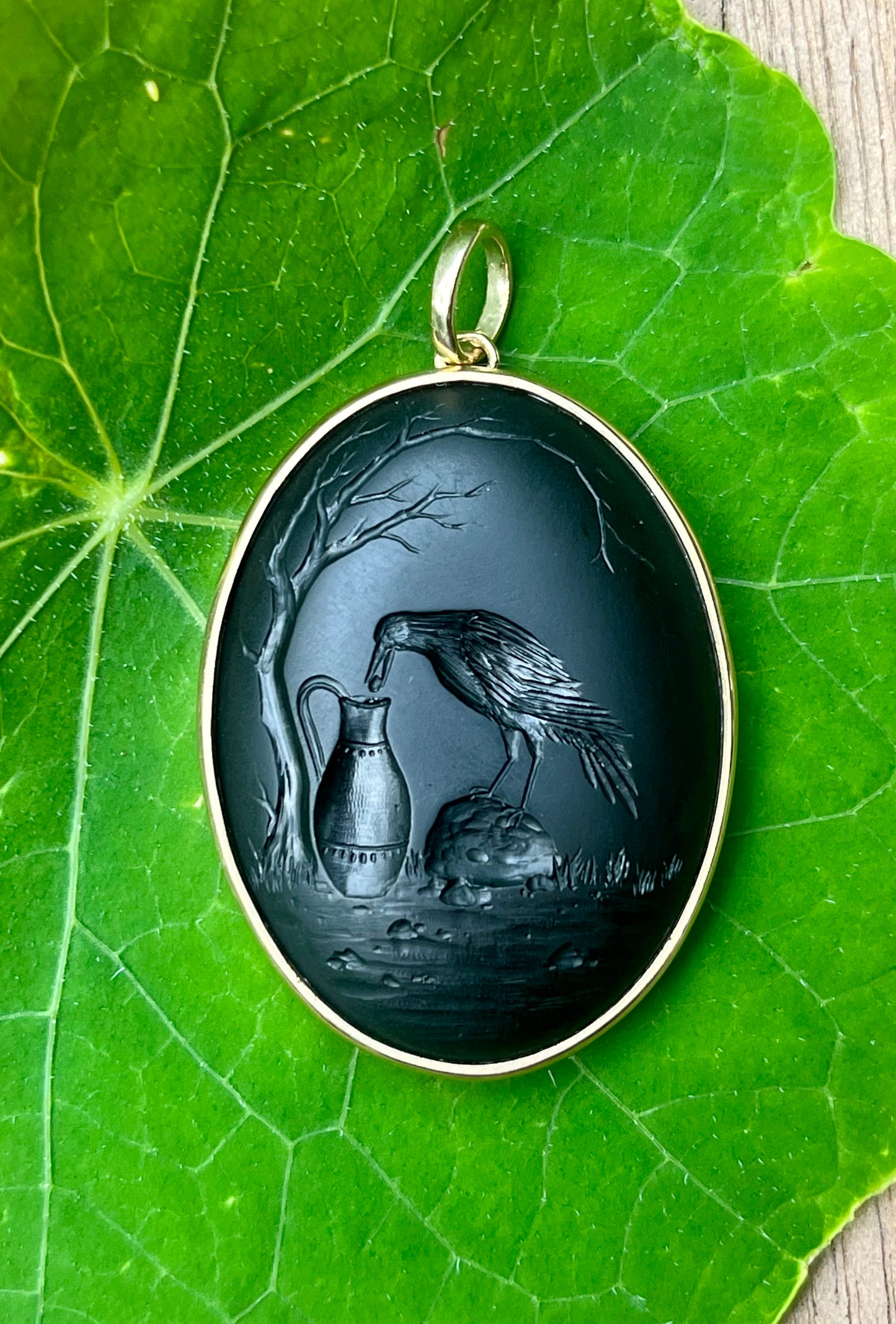 The Crow and the Pitcher onyx intaglio pendant