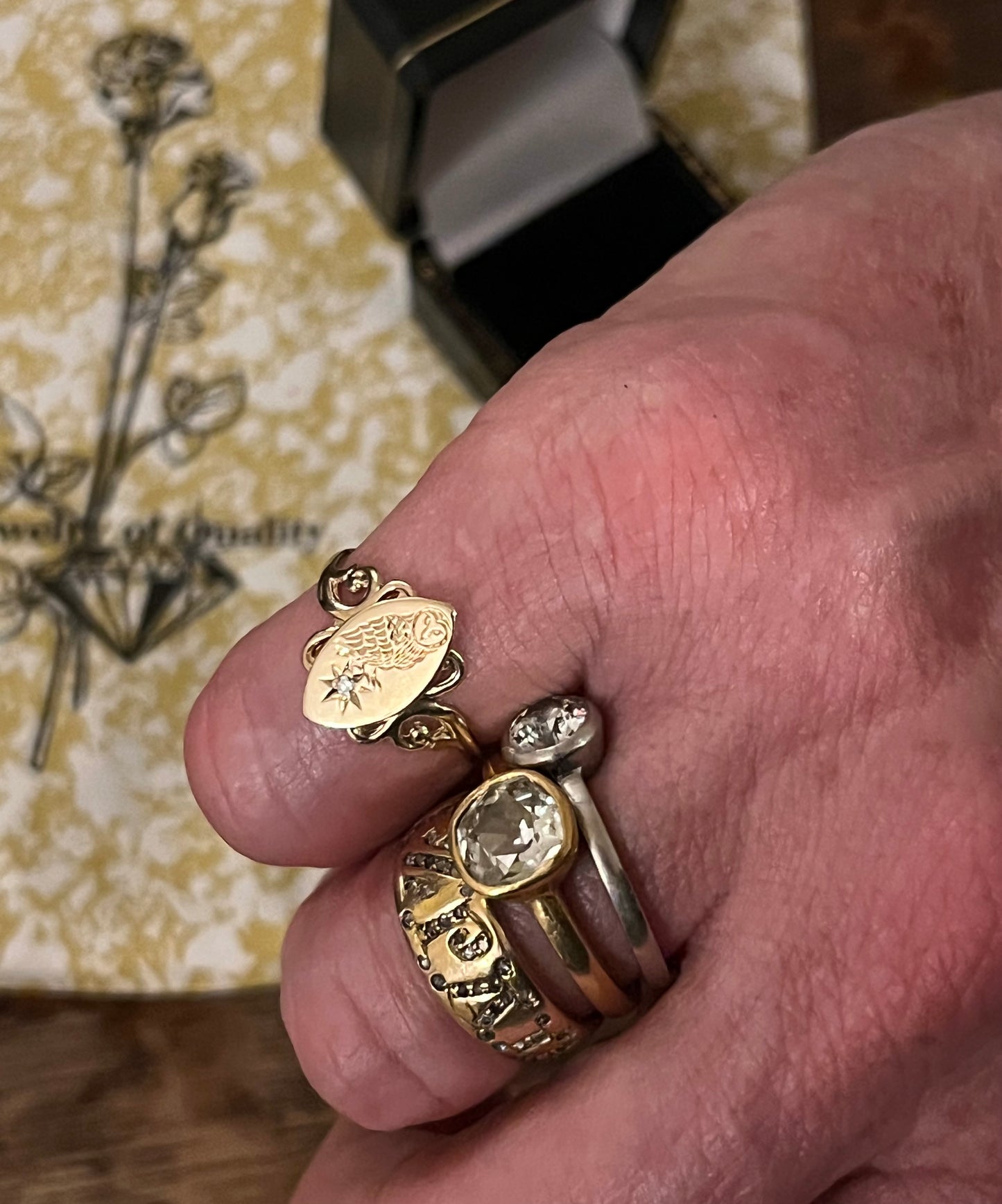 Owl and diamond small signet ring