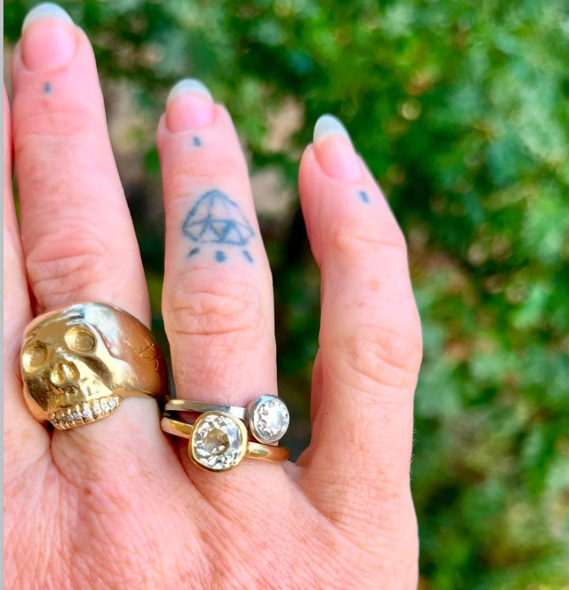 22k or platinum hand crafted solitaire settings