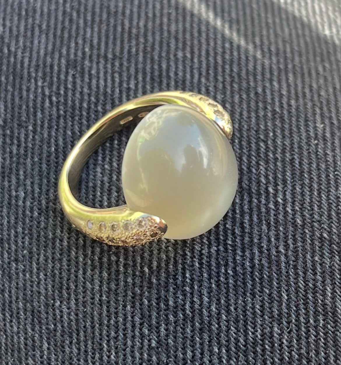 Pomellato moonstone ring