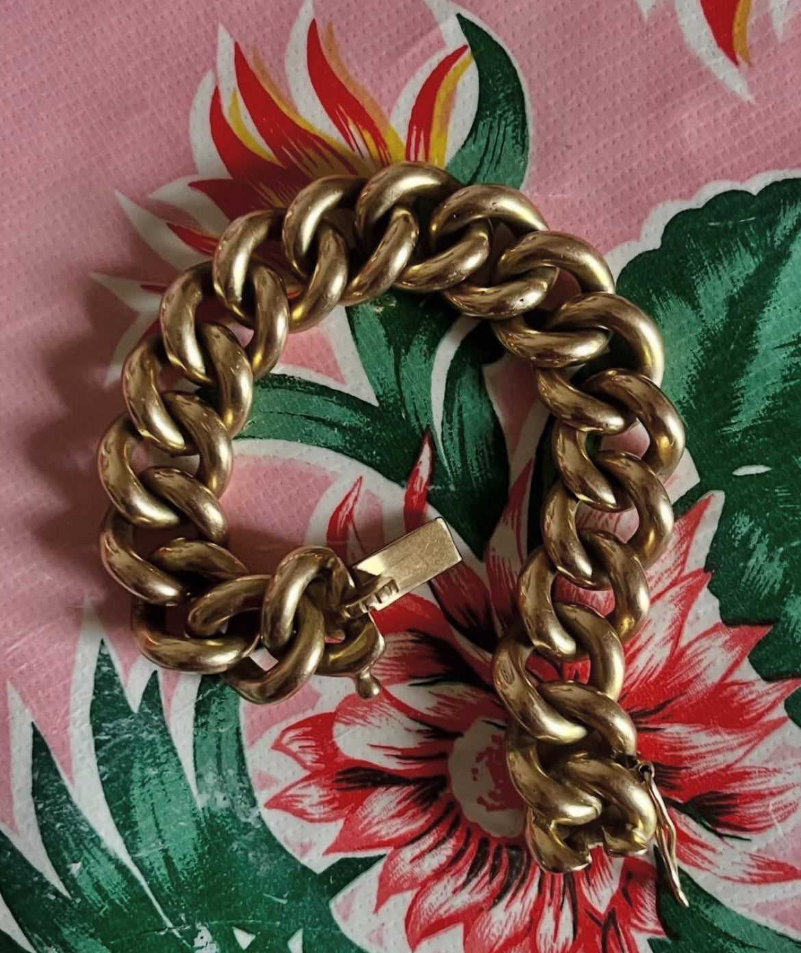 18k solid curb bracelet