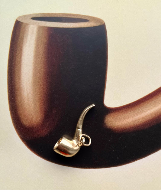 Pipe charm