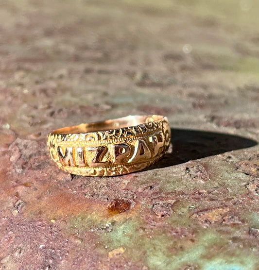 Antique 16k Mizpah ring