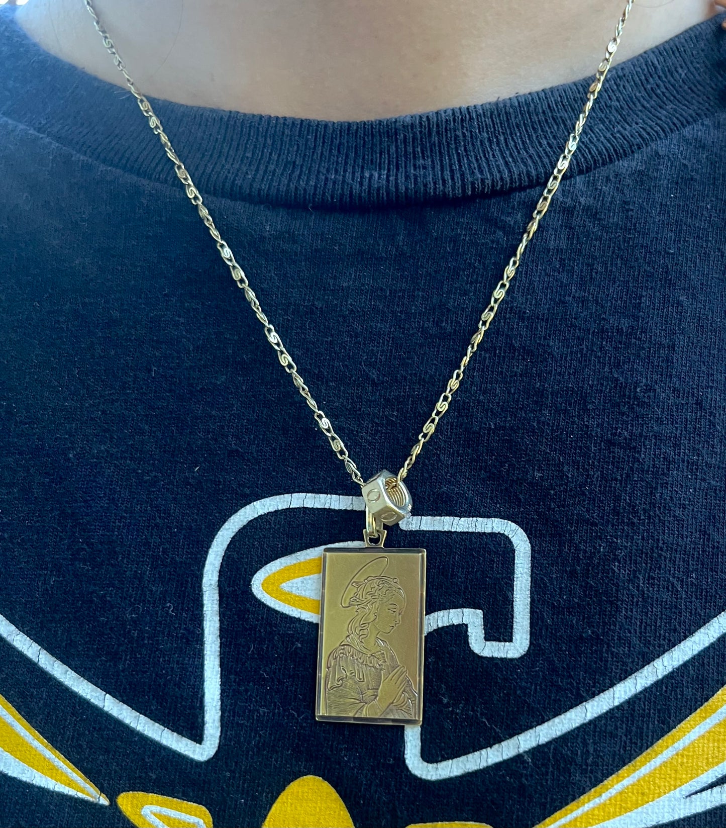 "Look Up" 14k mini nut