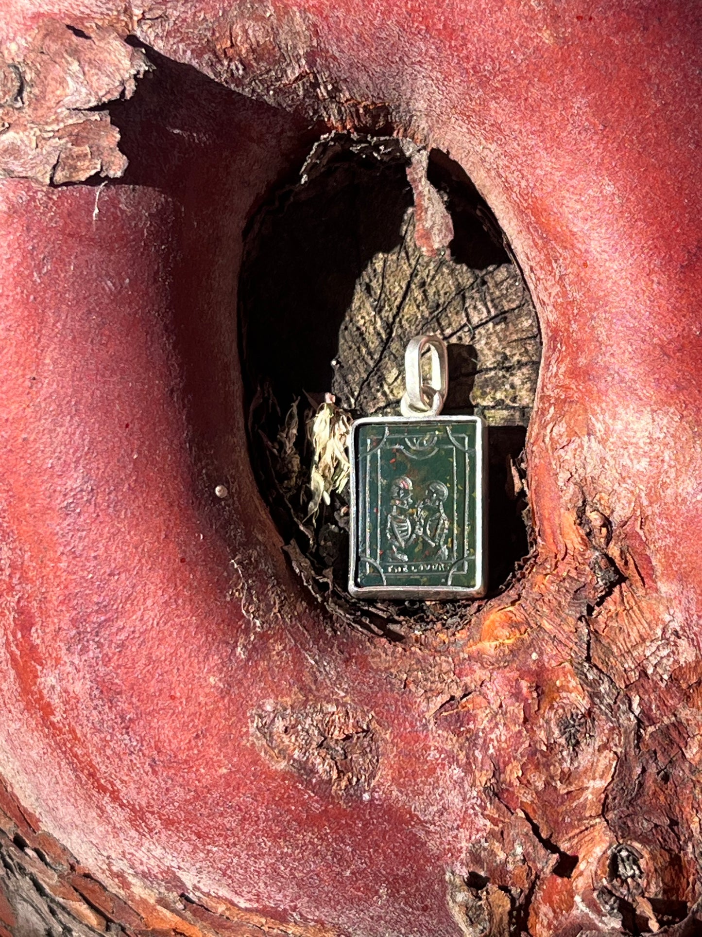 The Lovers pendant