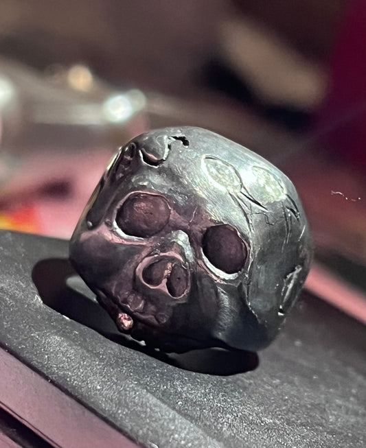 "Libérez Les sardines " skull ring