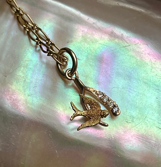 Sparrow/ wishbone charm