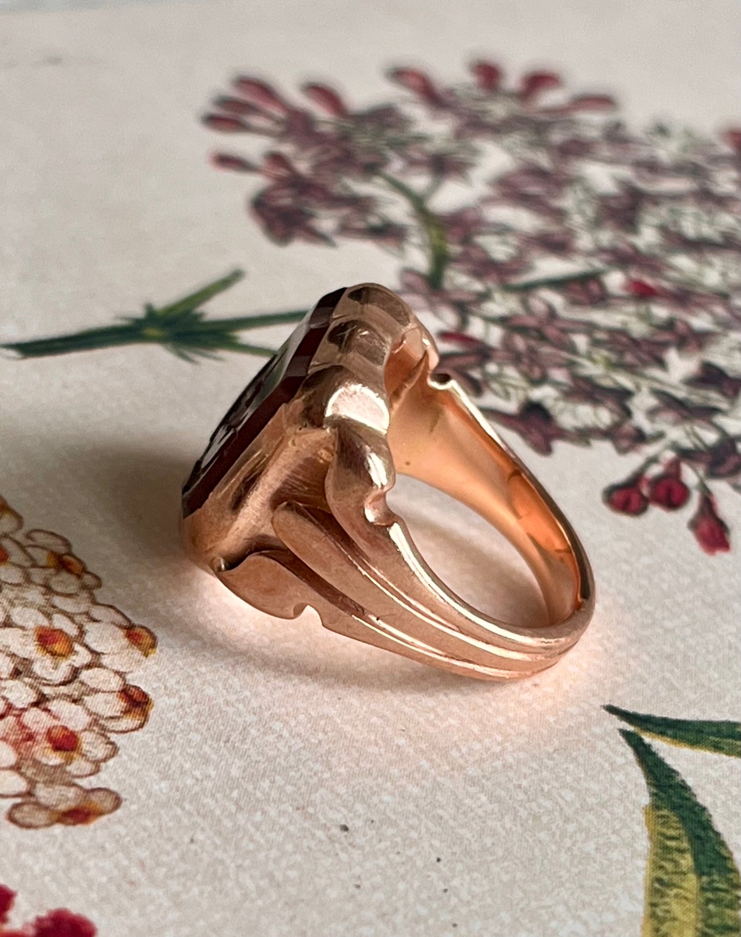 Carnelian antique signet