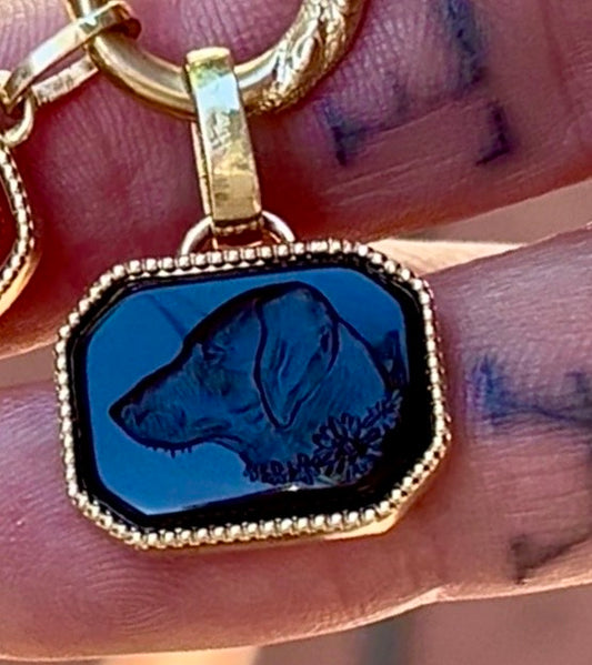 Hound dog intaglio payment plan for L