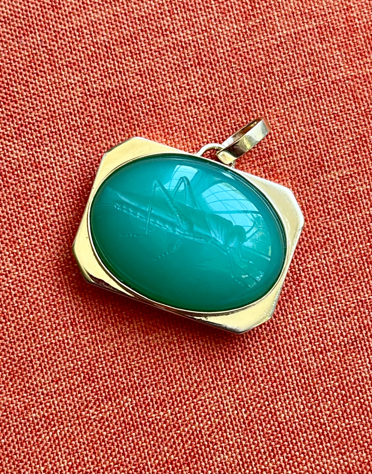 Grasshopper pendant