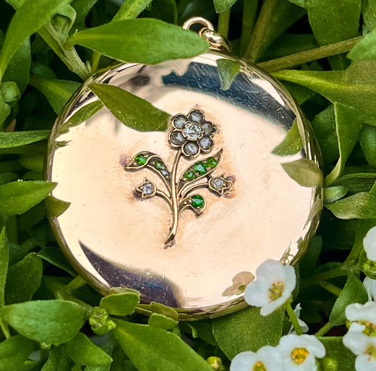 Gold, OMC and emerald flower locket