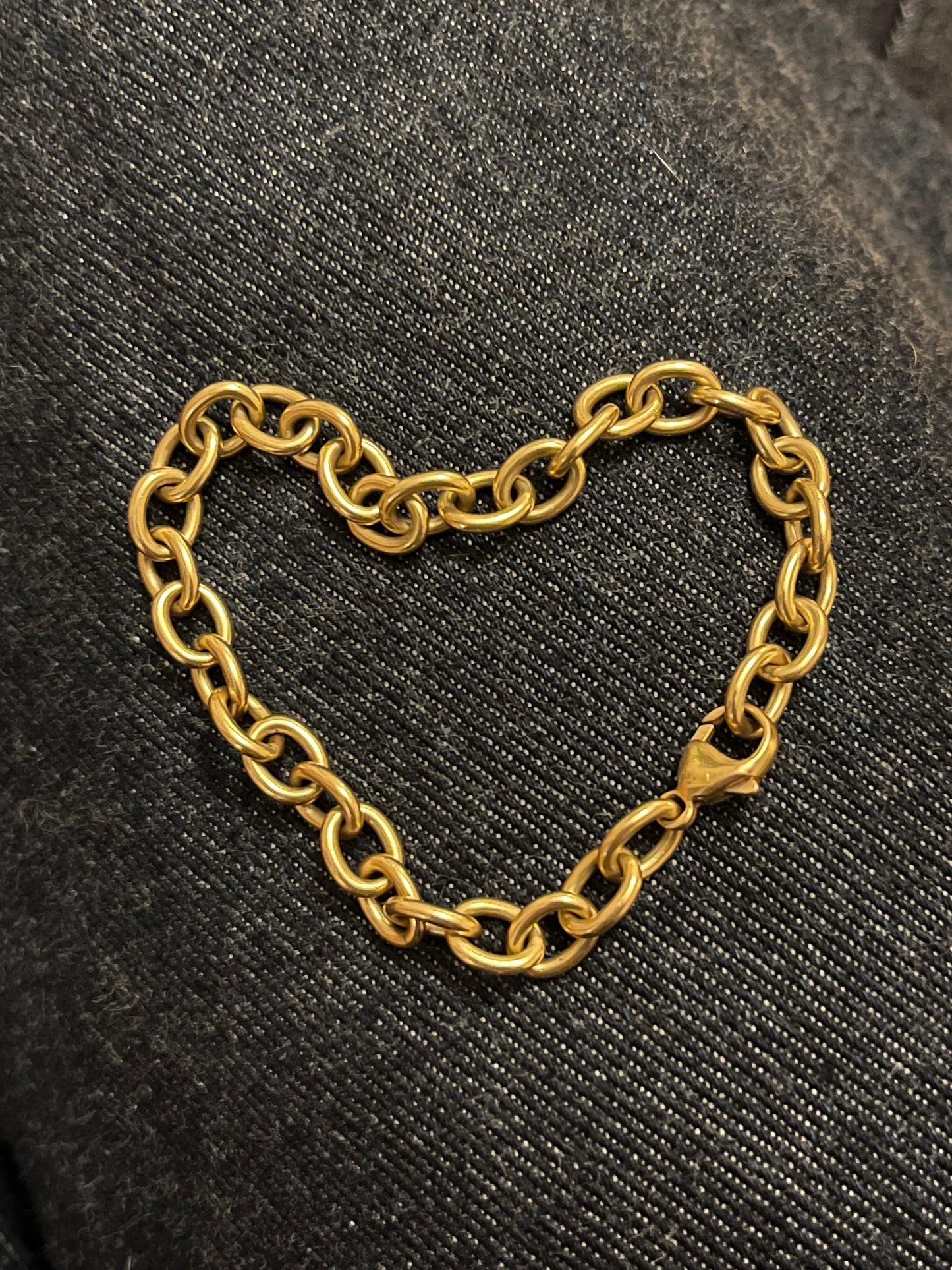 Oval link vintage gold bracelet